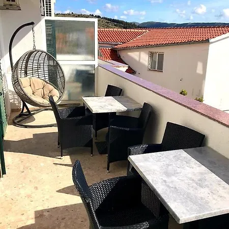 Ana Bed & Breakfast